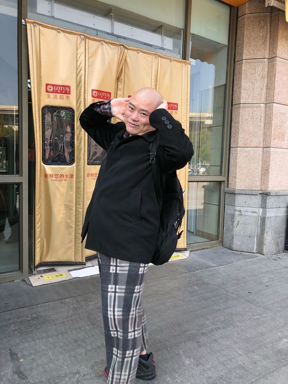 百度胖老师吧上海市公安局轨道交通分局石宇玉老师求救  微信抖音快手百度贴吧百科图片视频知道搜索上海胖老 ...