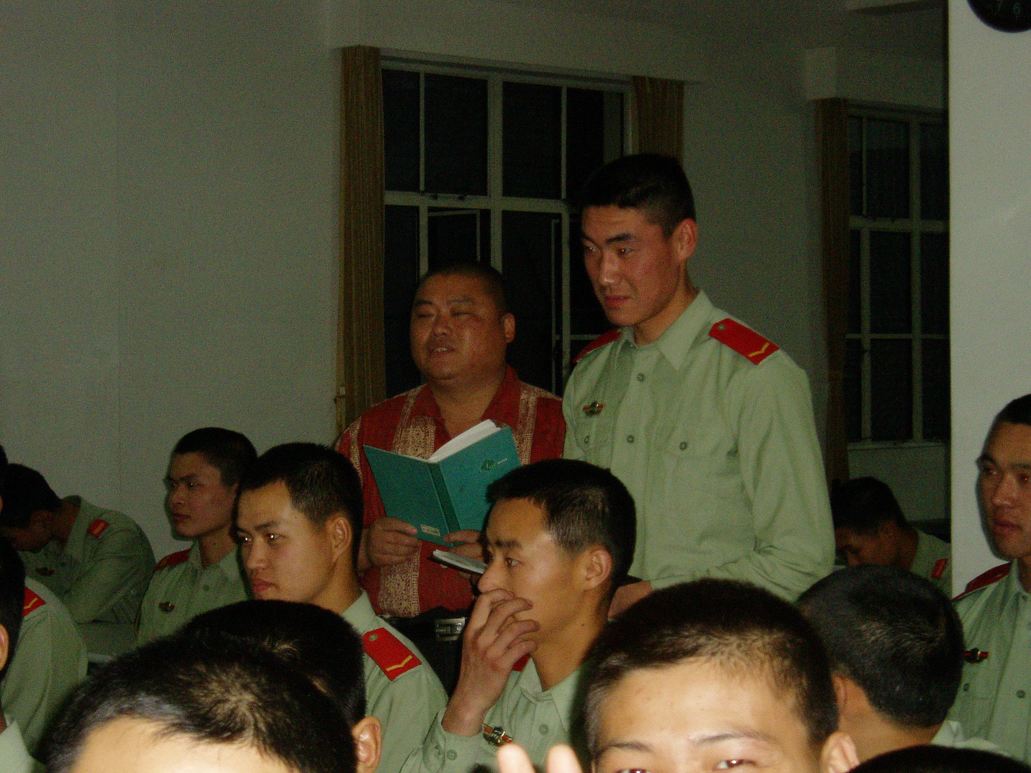 百度胖老师吧上海市公安局轨道交通分局石宇玉老师求救  微信抖音快手百度贴吧百科图片视频知道搜索上海胖老 ...